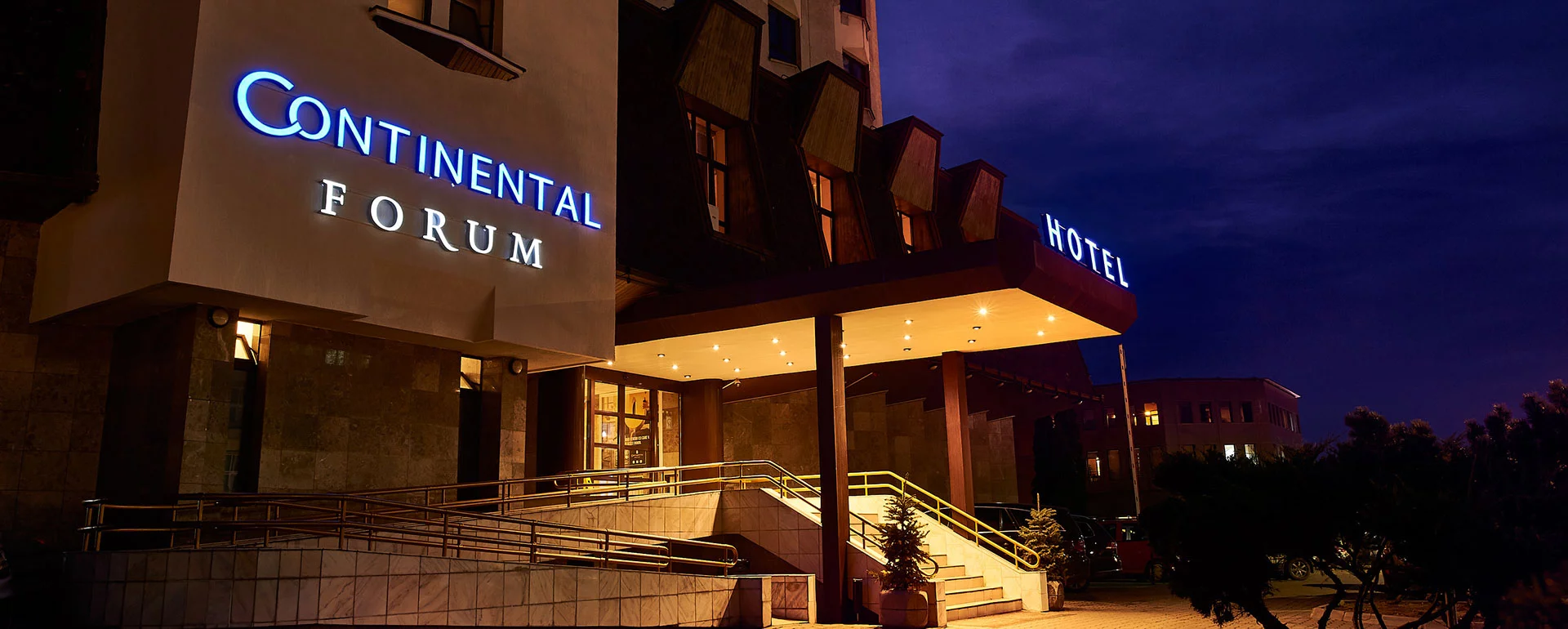 Hotel Continental Forum Piața Teatrului 5, Târgu Mureș 540046